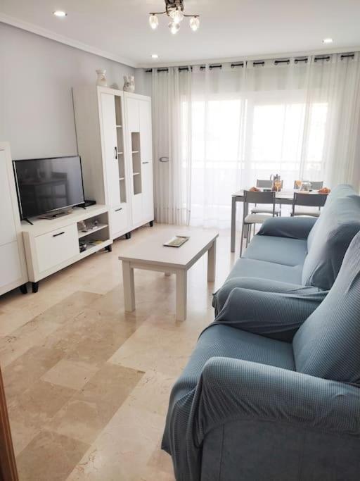 Apartamento Renovado En El Centro De Benalmádena Kültér fotó